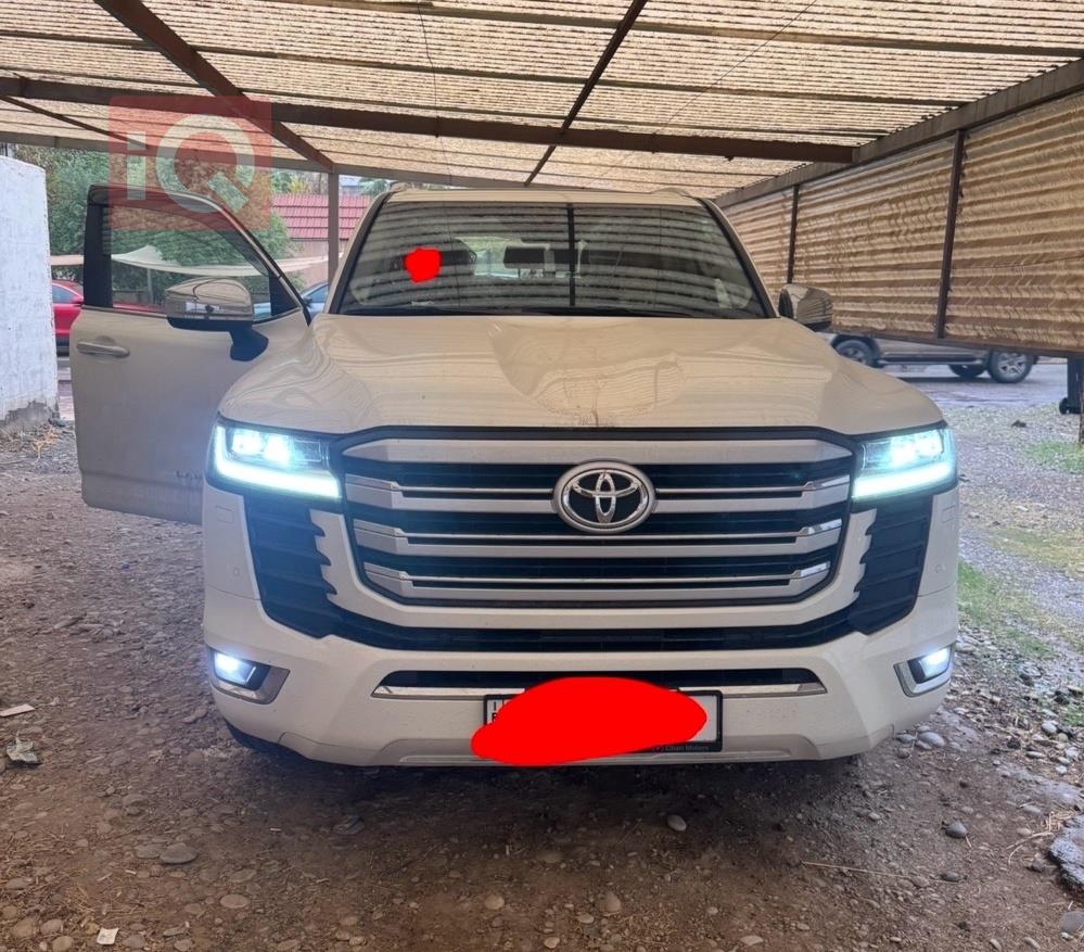 تويوتا لاندكروزر